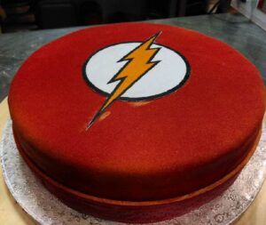 tarta super heroe cumpleaños